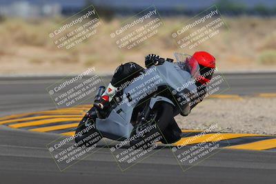 media/Sep-11-2022-SoCal Trackdays (Sun) [[81b7e951af]]/Turn 16 (945am)/